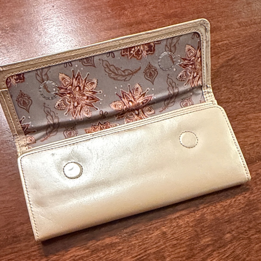 HOBO Gold Metallic Trifold Clutch/Wallet - Picture 8 of 17